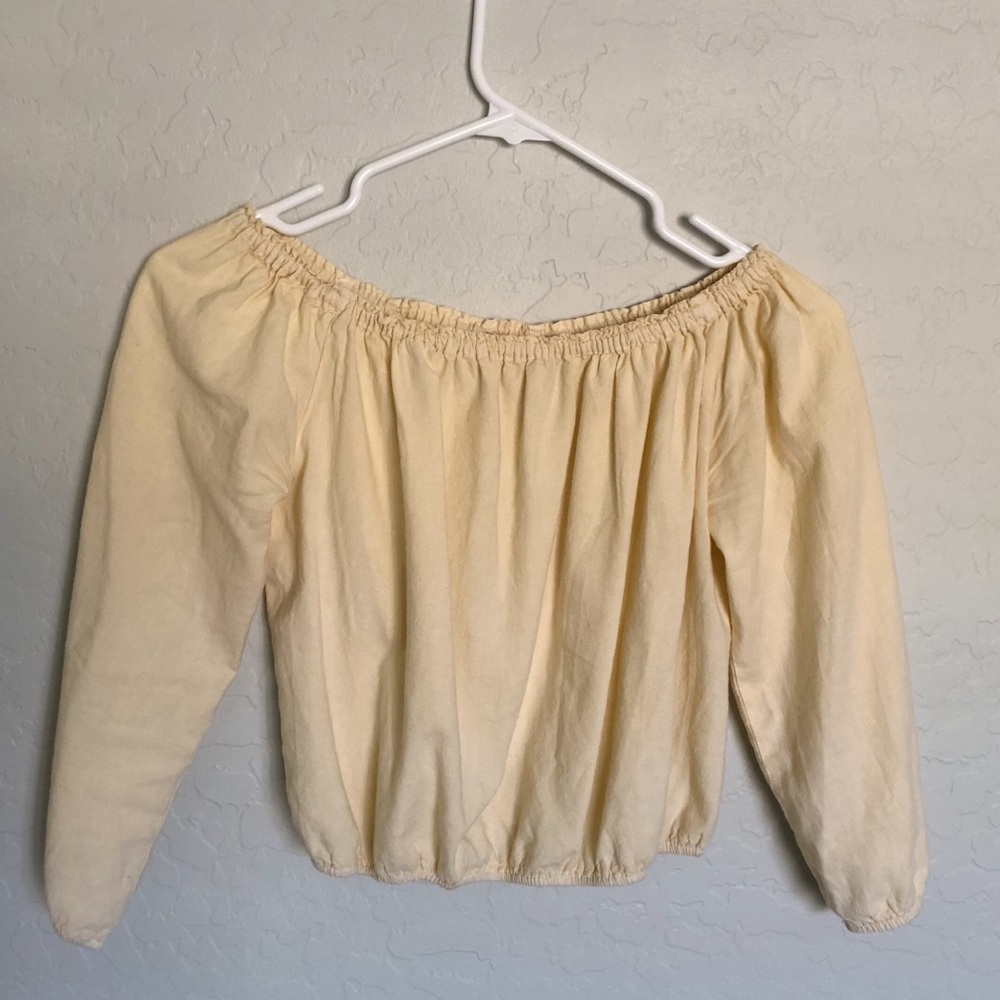 BRANDY MELVILLE off the should top